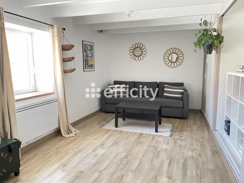 Maison de bourg - 136 m² - 6 pièces