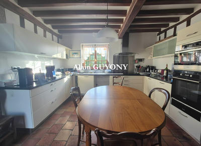 Maison ancienne - 155 m² - 7 pièces