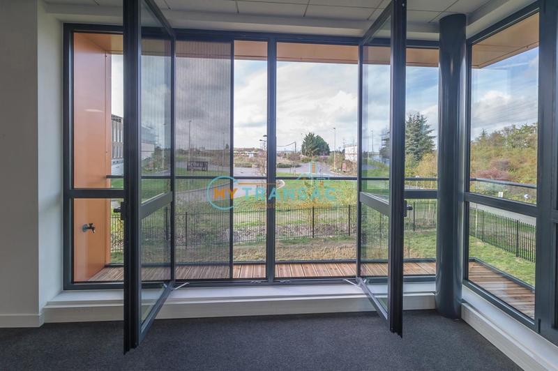 Local d'activité / Entrepôt - 4 151 m²