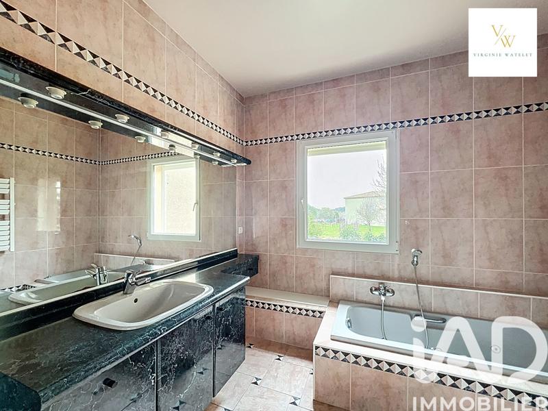 Maison de maîtres - 217 m² - 7 pièces