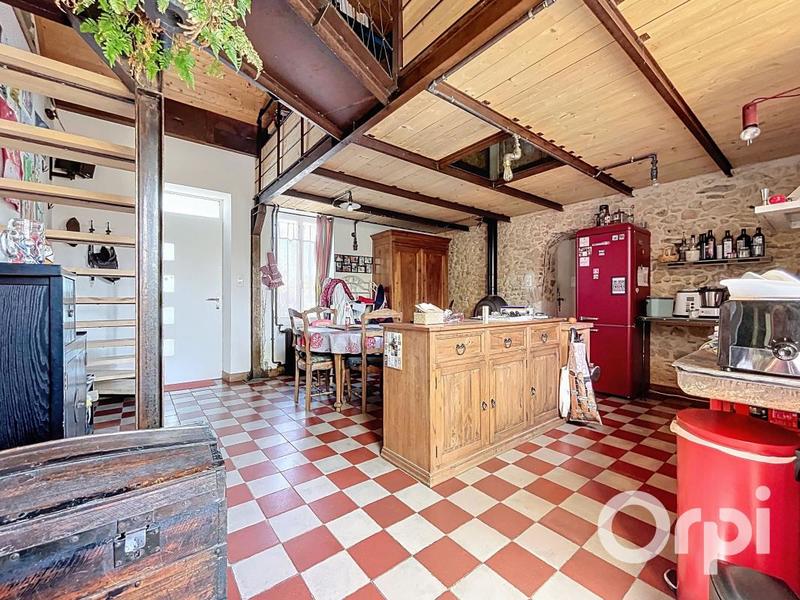 Maison - 96 m² - 4 pièces