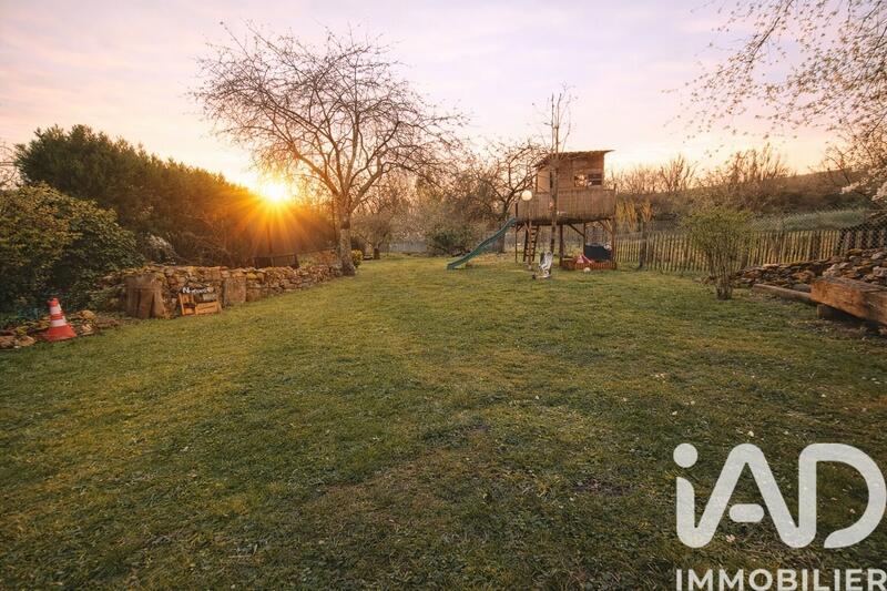 Maison - 144 m² - 8 pièces