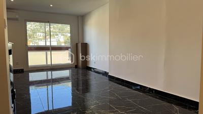 Appartement - 71 m² - 4 pièces