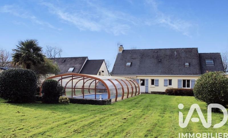 Maison - 162 m² - 8 pièces