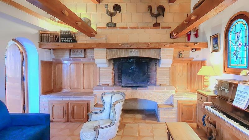 Villa - 266 m² - 8 pièces