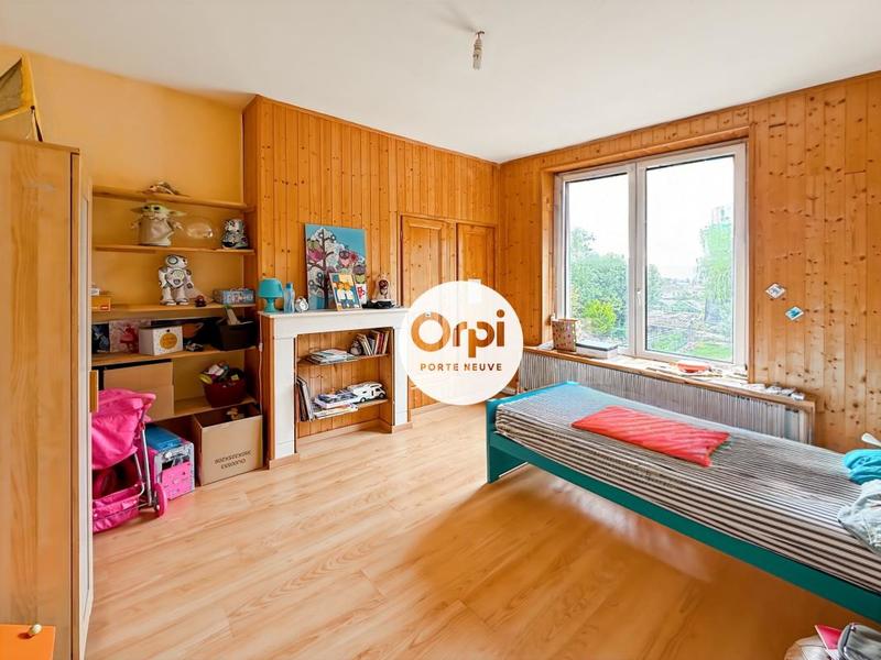 Maison - 109 m² - 4 pièces