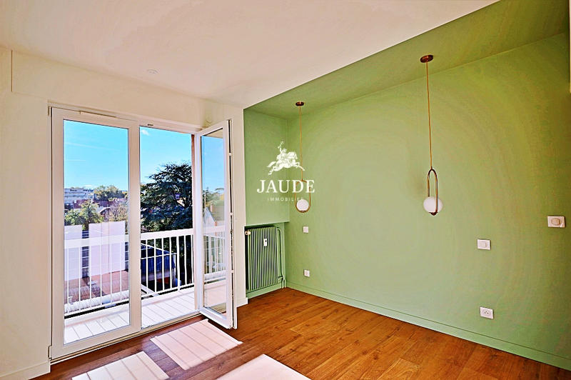 Appartement - 101 m² - 5 pièces