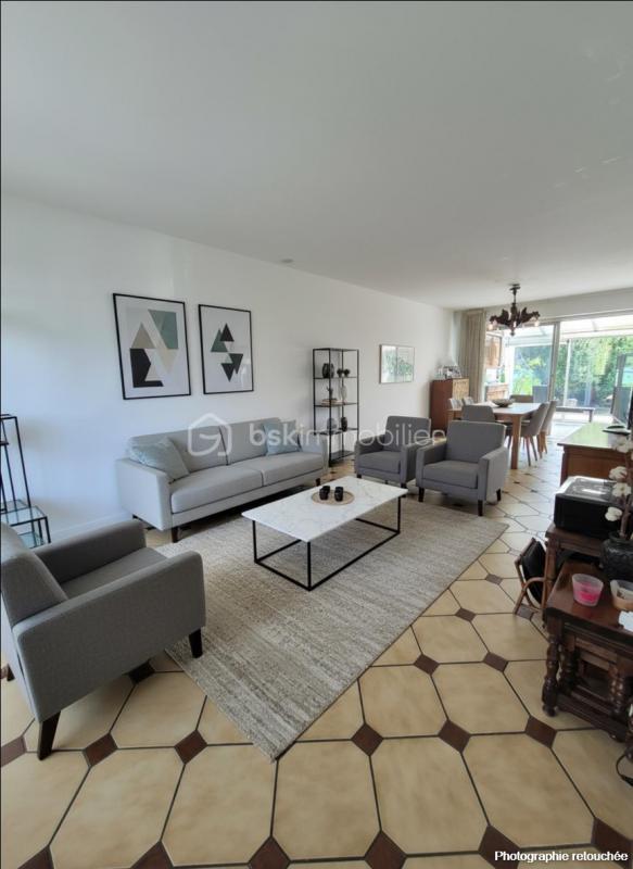 Maison - 150 m² - 8 pièces