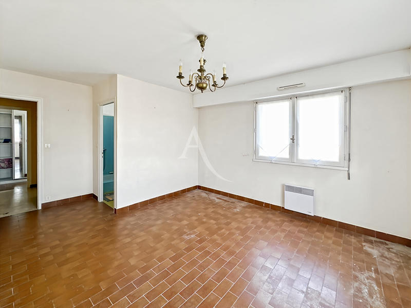 Maison - 206 m² - 6 pièces