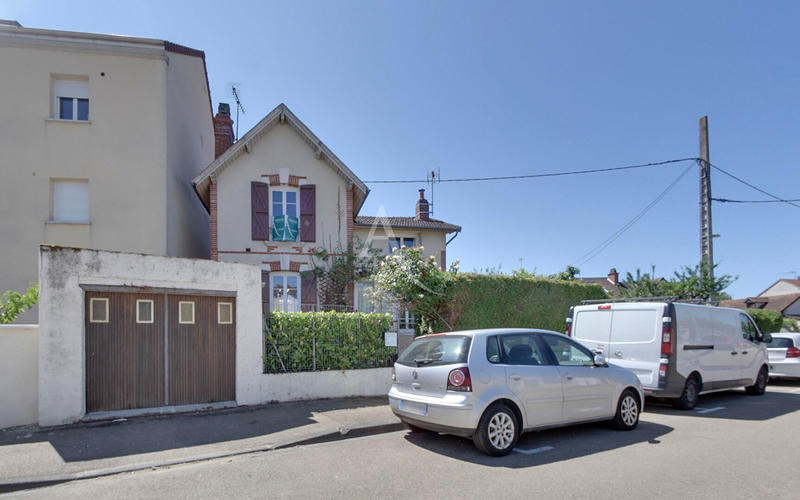 Maison - 70 m² - 5 pièces