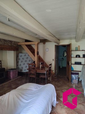 Maison - 187 m² - 4 pièces