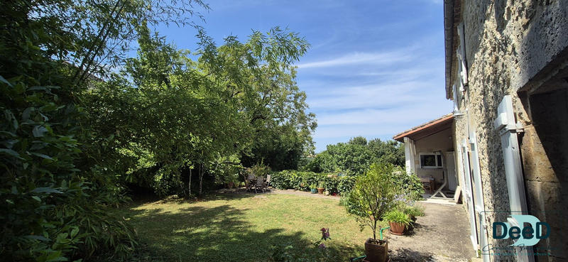 Maison ancienne - 160 m² - 4 pièces