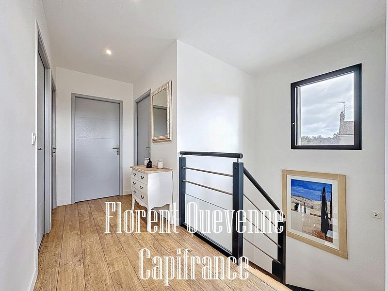 Maison - 180 m² - 6 pièces