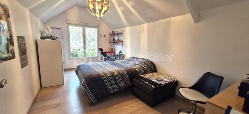 Maison - 156 m² - 8 pièces