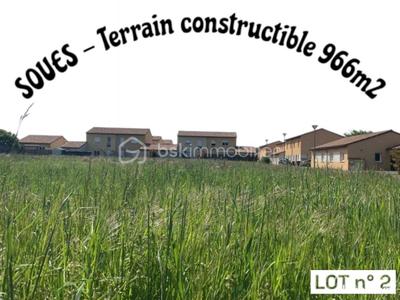 Terrain - 966 m²