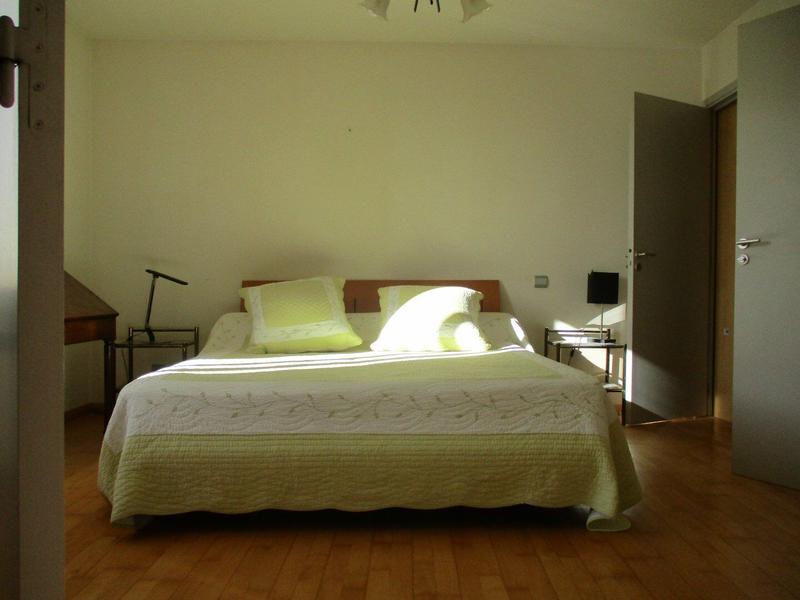 Maison - 300 m² - 8 pièces