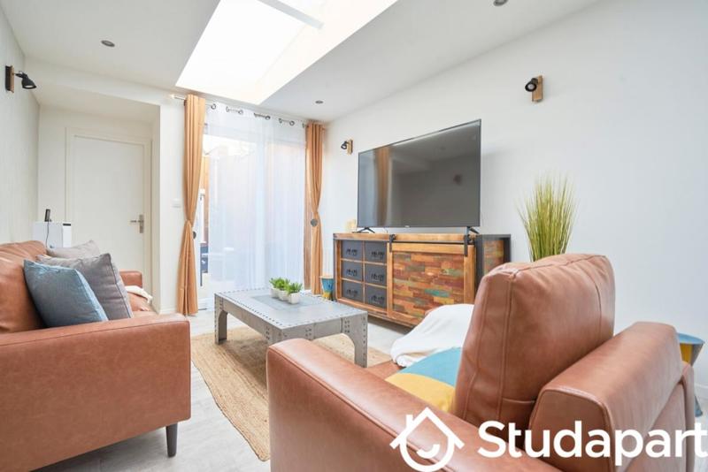 Chambre - 12 m² - 1 pièce