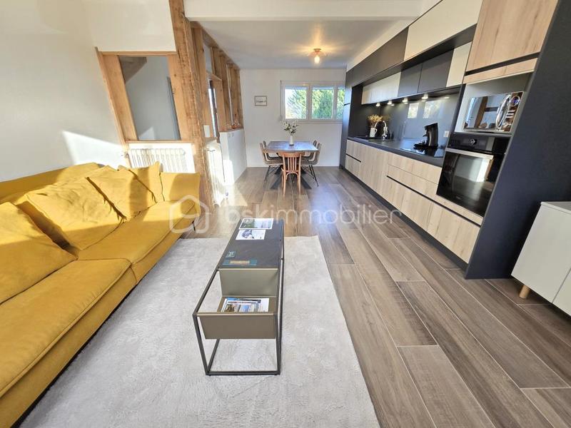 Maison - 95 m² - 5 pièces