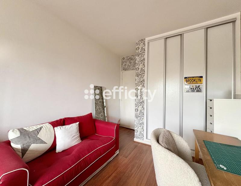 Appartement - 90 m² - 4 pièces
