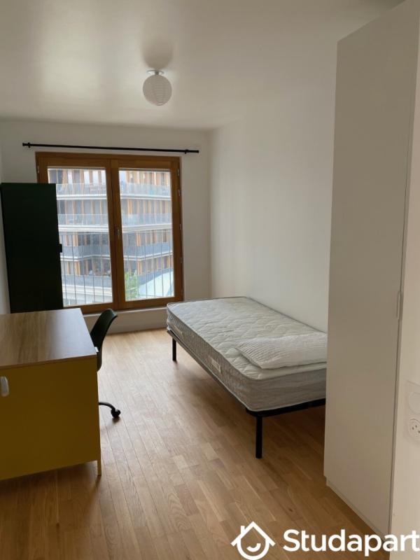 Chambre - 11 m² - 1 pièce