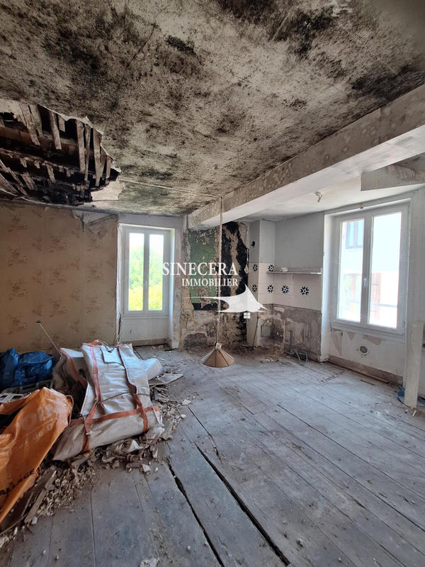 Maison - 90 m² - 2 pièces