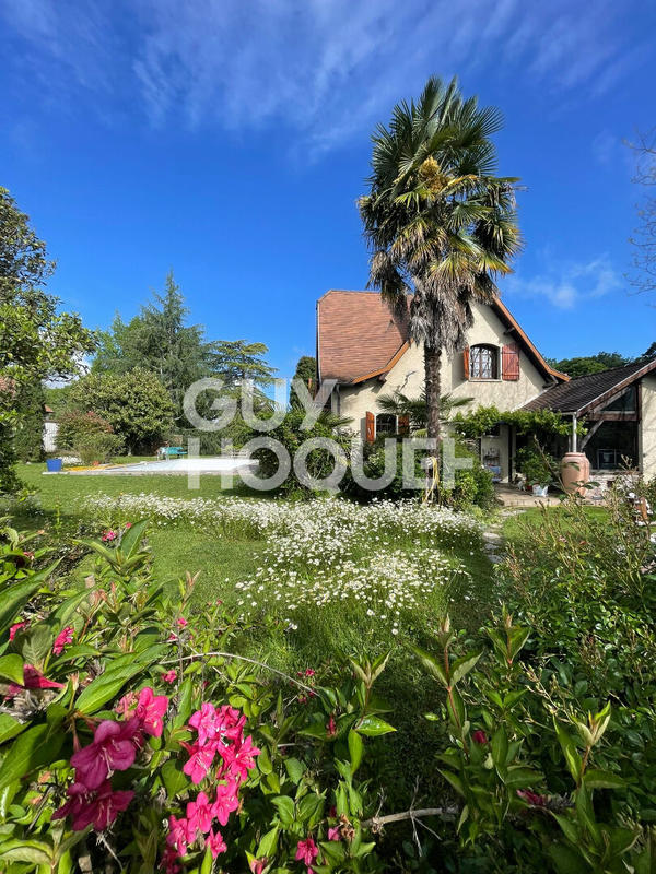 Maison - 139 m² - 5 pièces