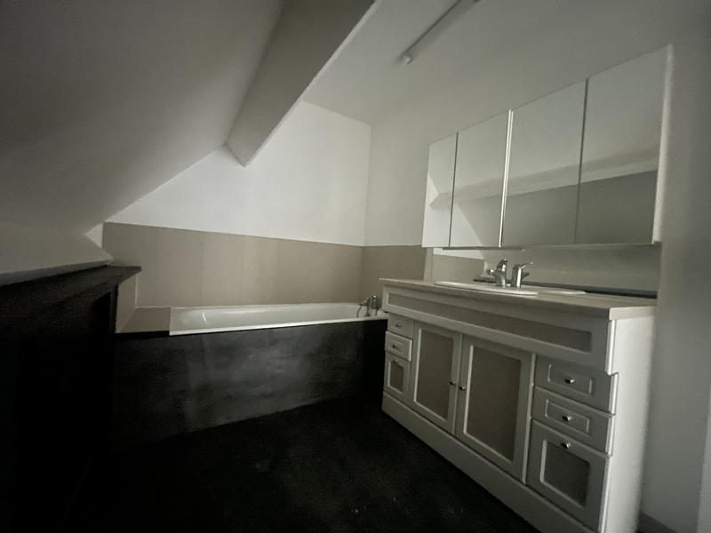 Duplex - 127 m² - 7 pièces