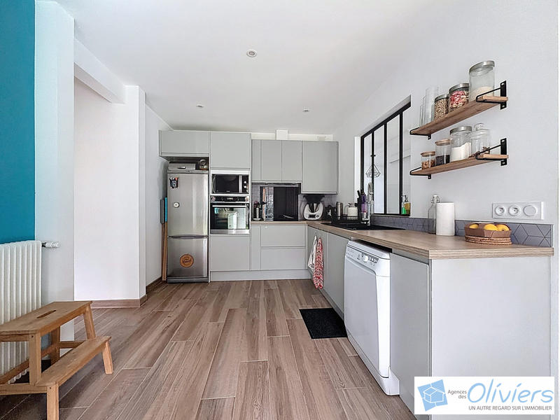 Maison traditionnelle - 155 m² - 6 pièces