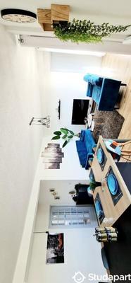 Chambre - 13 m² - 1 pièce