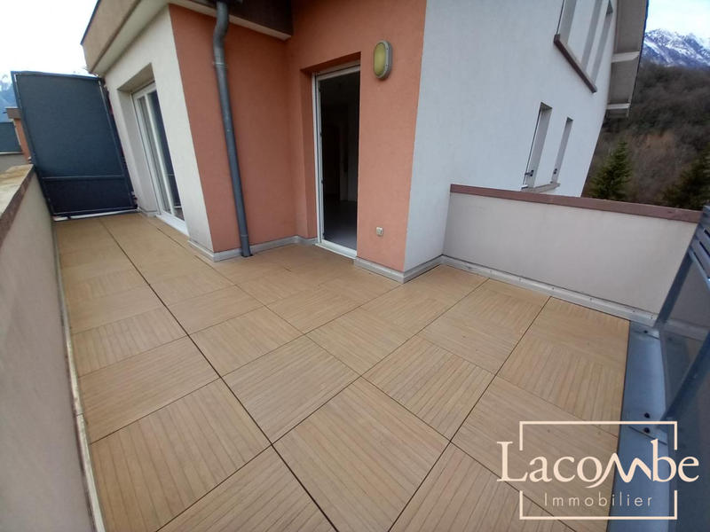 Appartement - 85 m² - 4 pièces