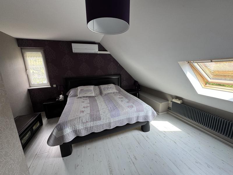 Pavillon - 145 m² - 7 pièces