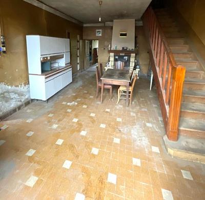 Maison - 8 502 m² - 3 pièces