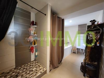 Maison - 135 m² - 4 pièces