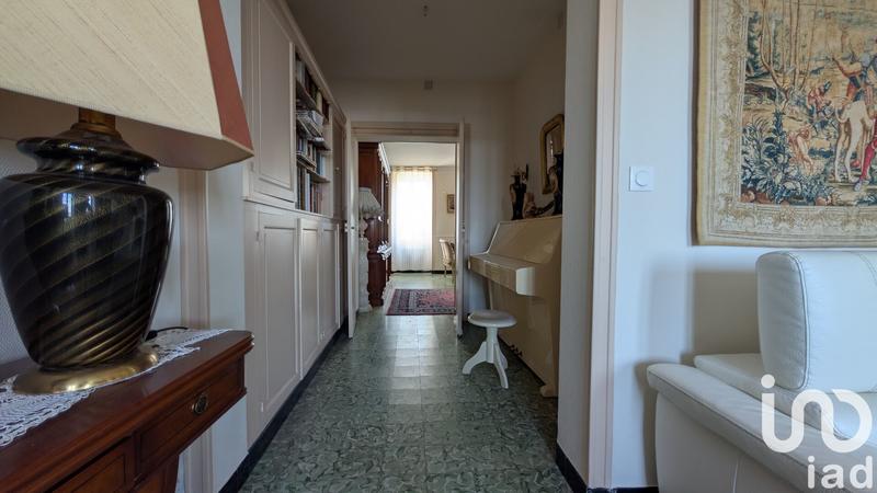 Maison - 250 m² - 9 pièces