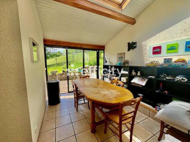 Maison - 120 m² - 6 pièces