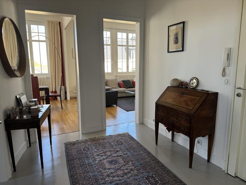 Appartement - 140 m² - 6 pièces