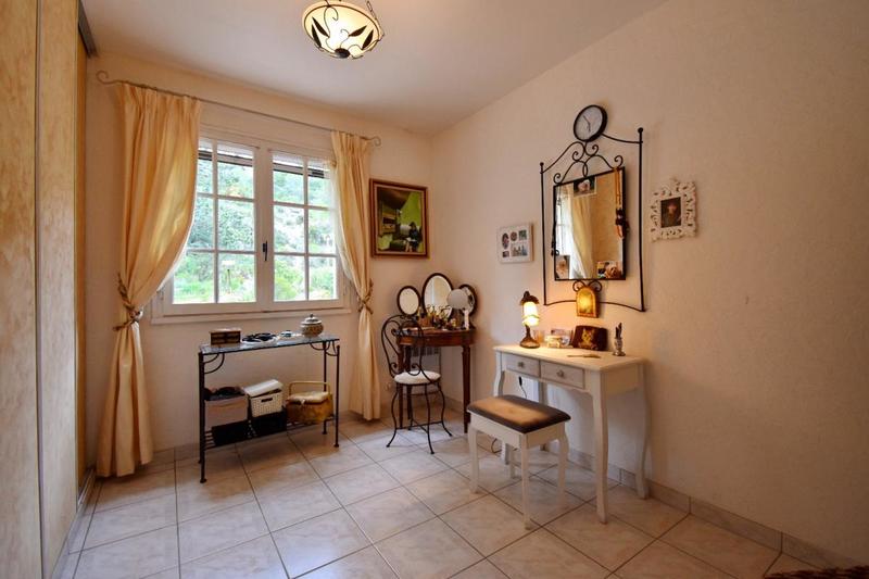 Maison - 195 m² - 7 pièces