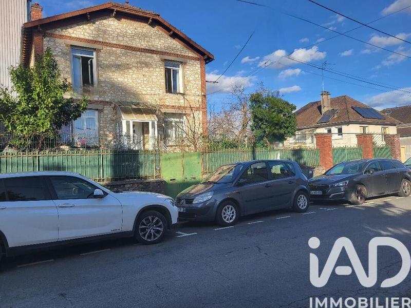 Maison - 180 m² - 5 pièces