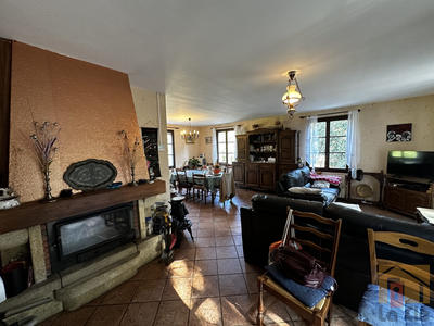 Maison - 112 m² - 5 pièces