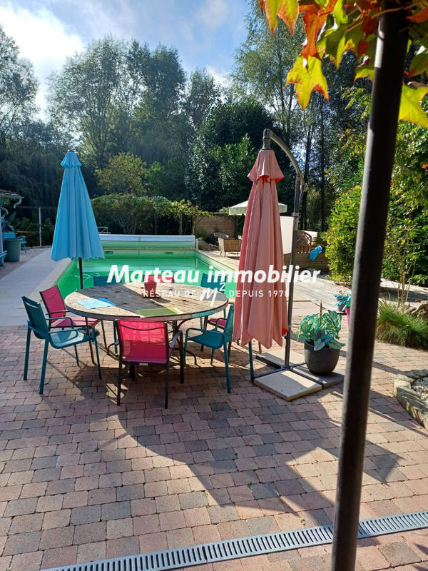 Maison - 188 m² - 9 pièces