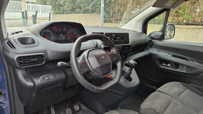 Peugeot Partner Vu 1.5 BlueHDi 100 Connect