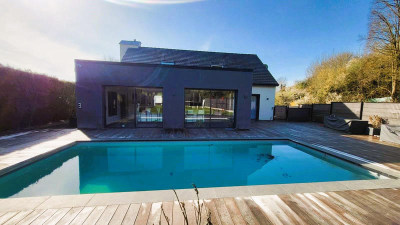 Maison - 185 m² - 5 pièces