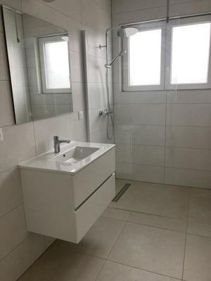 Maison - 180 m² - 7 pièces