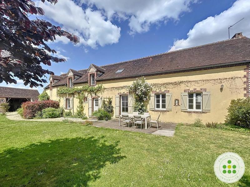 Longère - 234 m² - 6 pièces