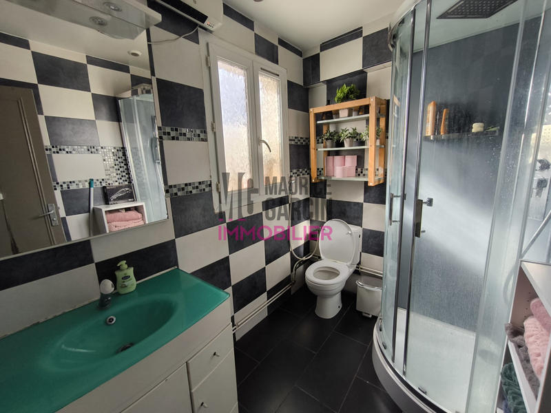 Maison - 117 m² - 6 pièces