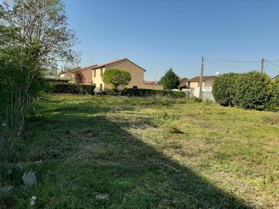Terrain constructible - 300 m²