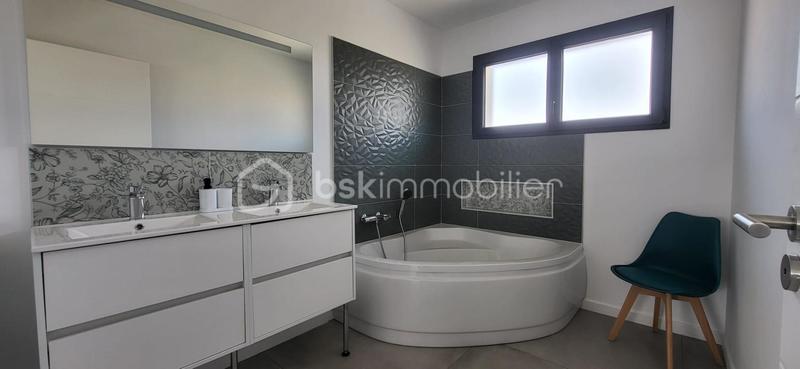 Maison - 125 m² - 5 pièces