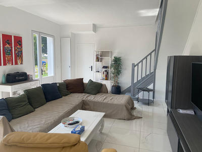 Maison - 93 m² - 4 pièces