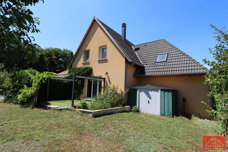 Maison - 96 m² - 5 pièces