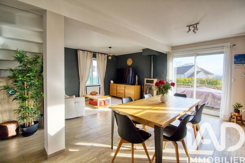 Maison - 128 m² - 7 pièces